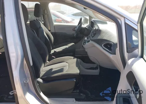 2023 Chrysler Voyager Lx из США, поврежденный, VIN 2C4RC1CG3PR608009